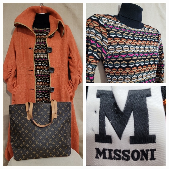 SIZE SMALL items in CLOSET 4/ 6 - Picture 3 of 16